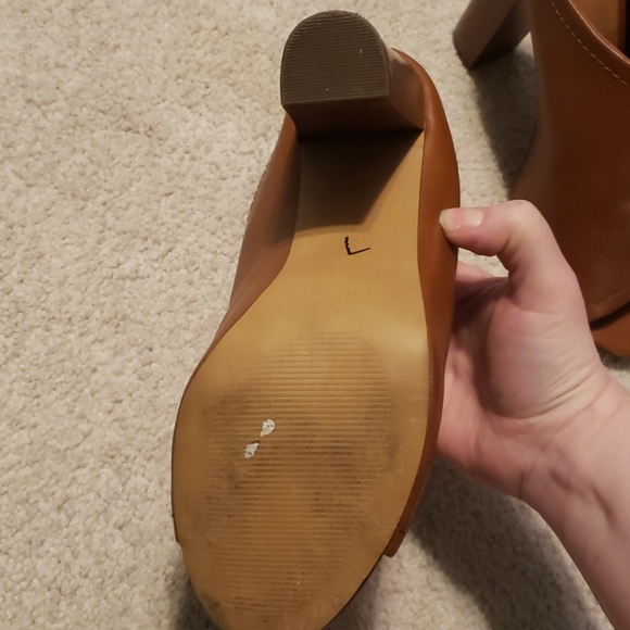 Mossimo heels - Picture 4 of 4